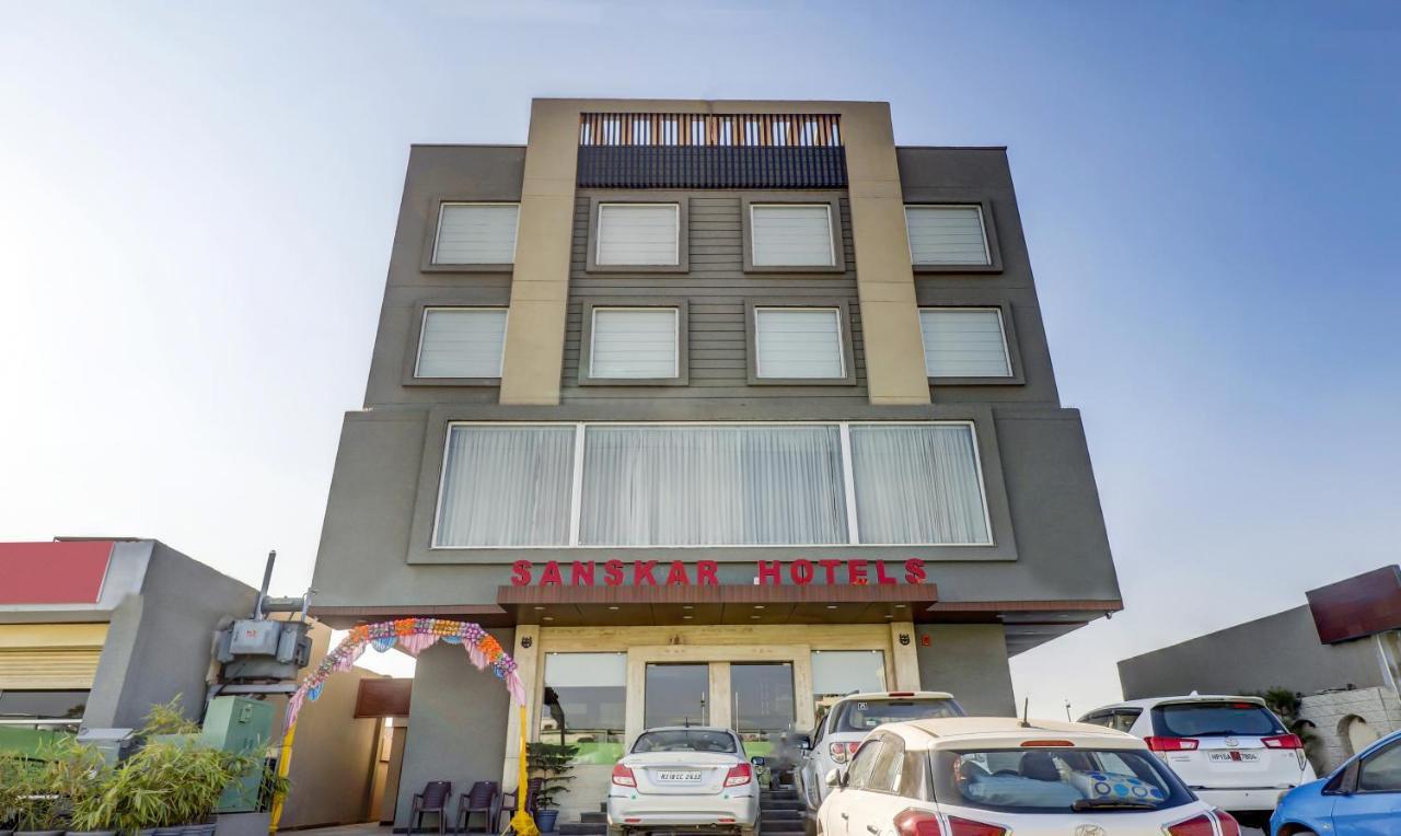 Sanskar Hotel Jaipur Ngoại thất bức ảnh